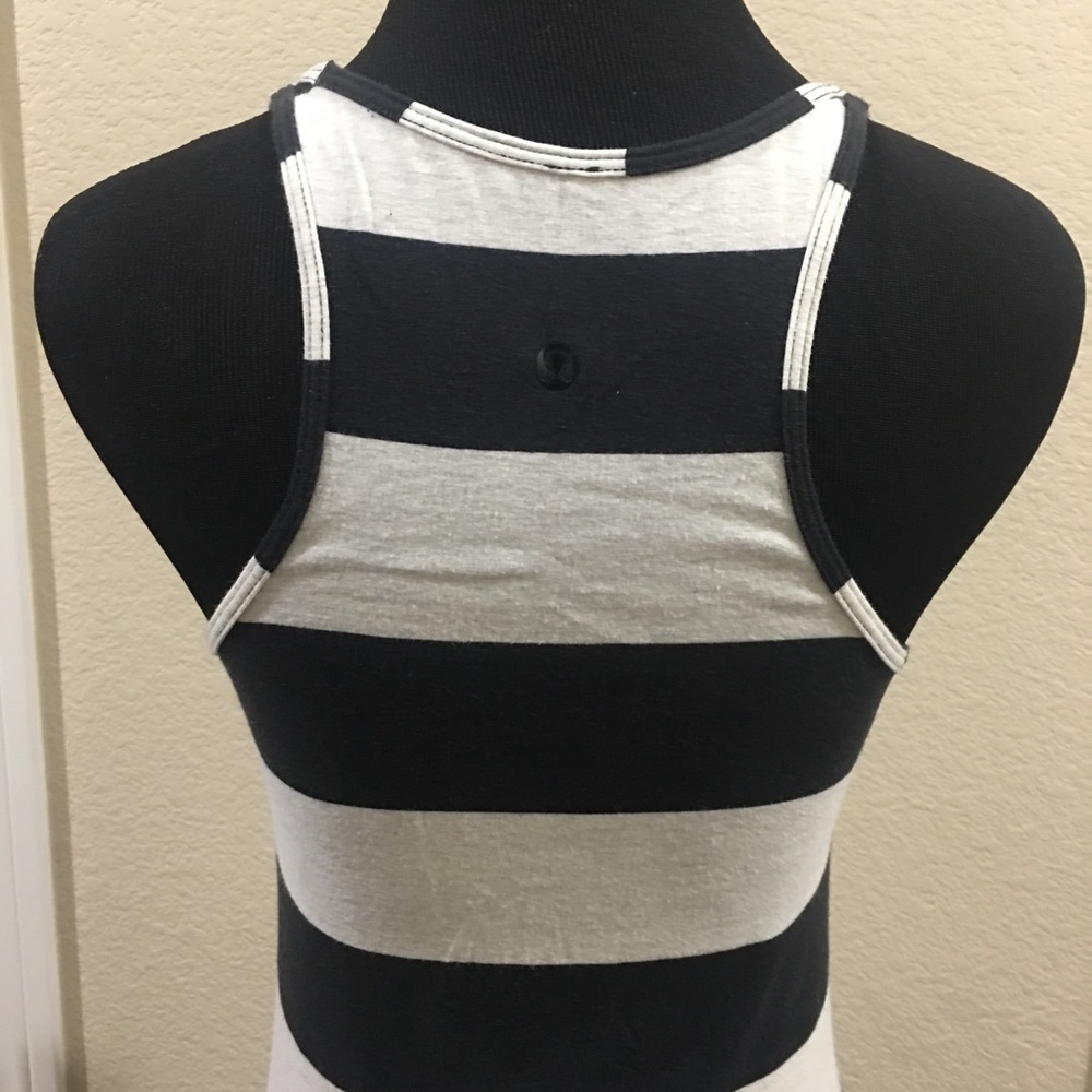 Lululemon dress stripe black and off white